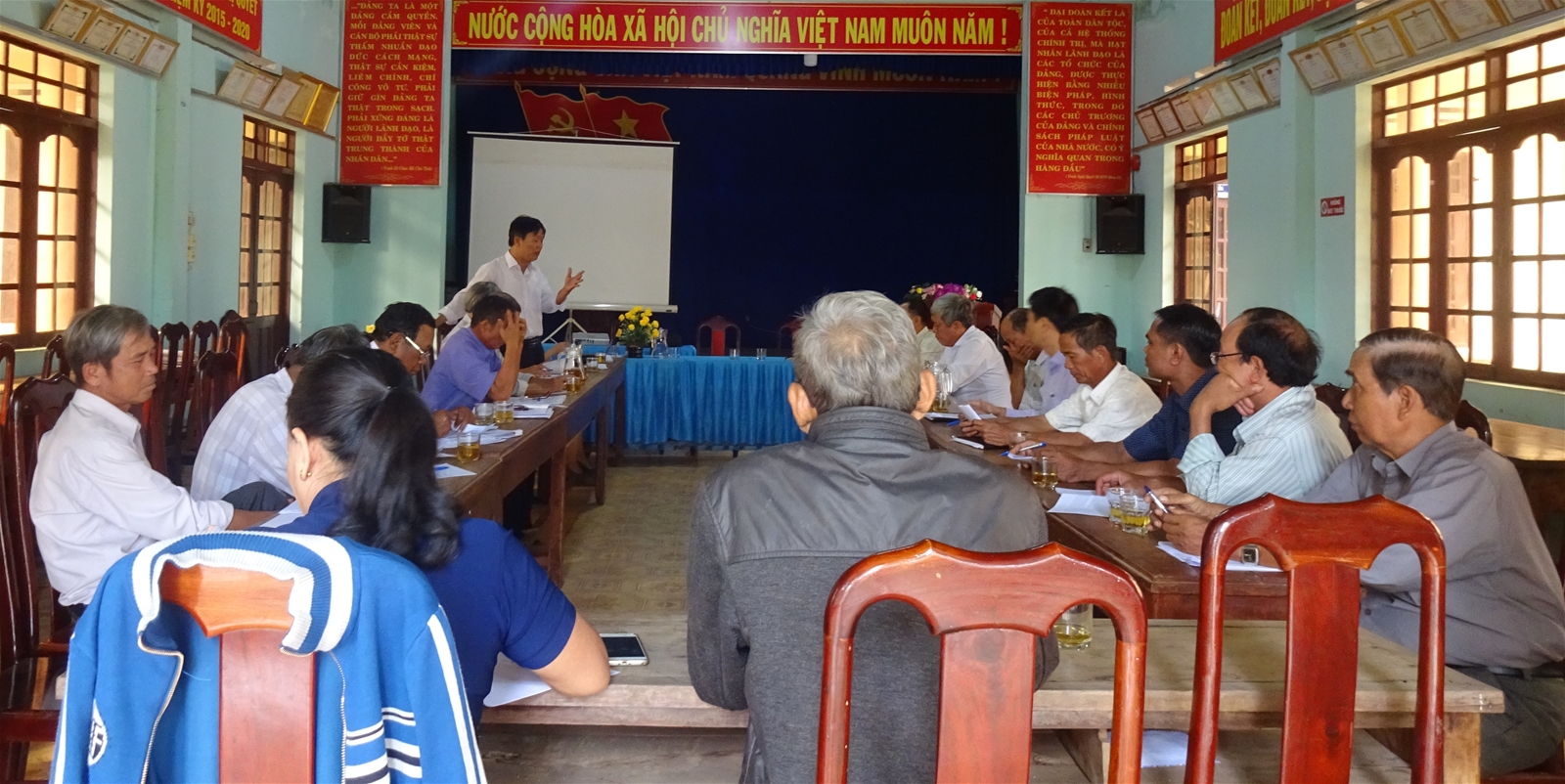 Hội thảo lịch sử Đảng bộ xã Dur Kmăl 1975 – 2015 lần thứ 2